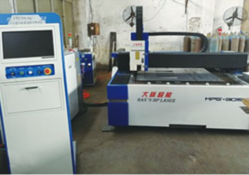 CNC laser cutting machine